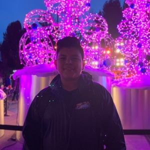 Meet your Posher, Louie